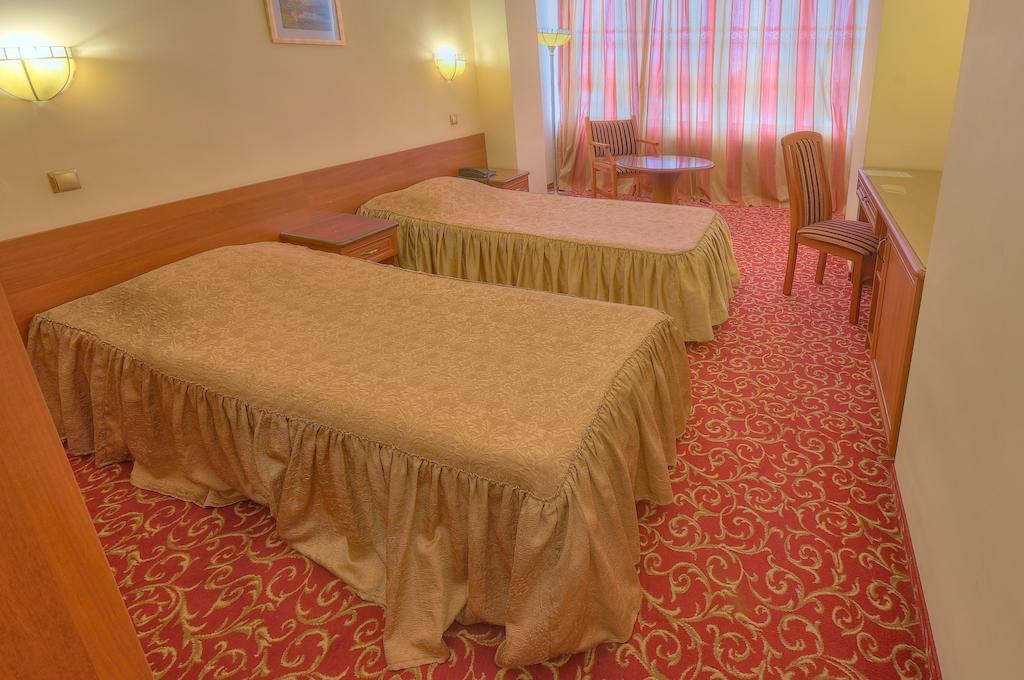 Vladikavkaz Hotel Buitenkant foto